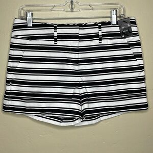NEW YORK & COMPANY 4” Shorts White & Black Striped Chino Style Cuffed NWT 4